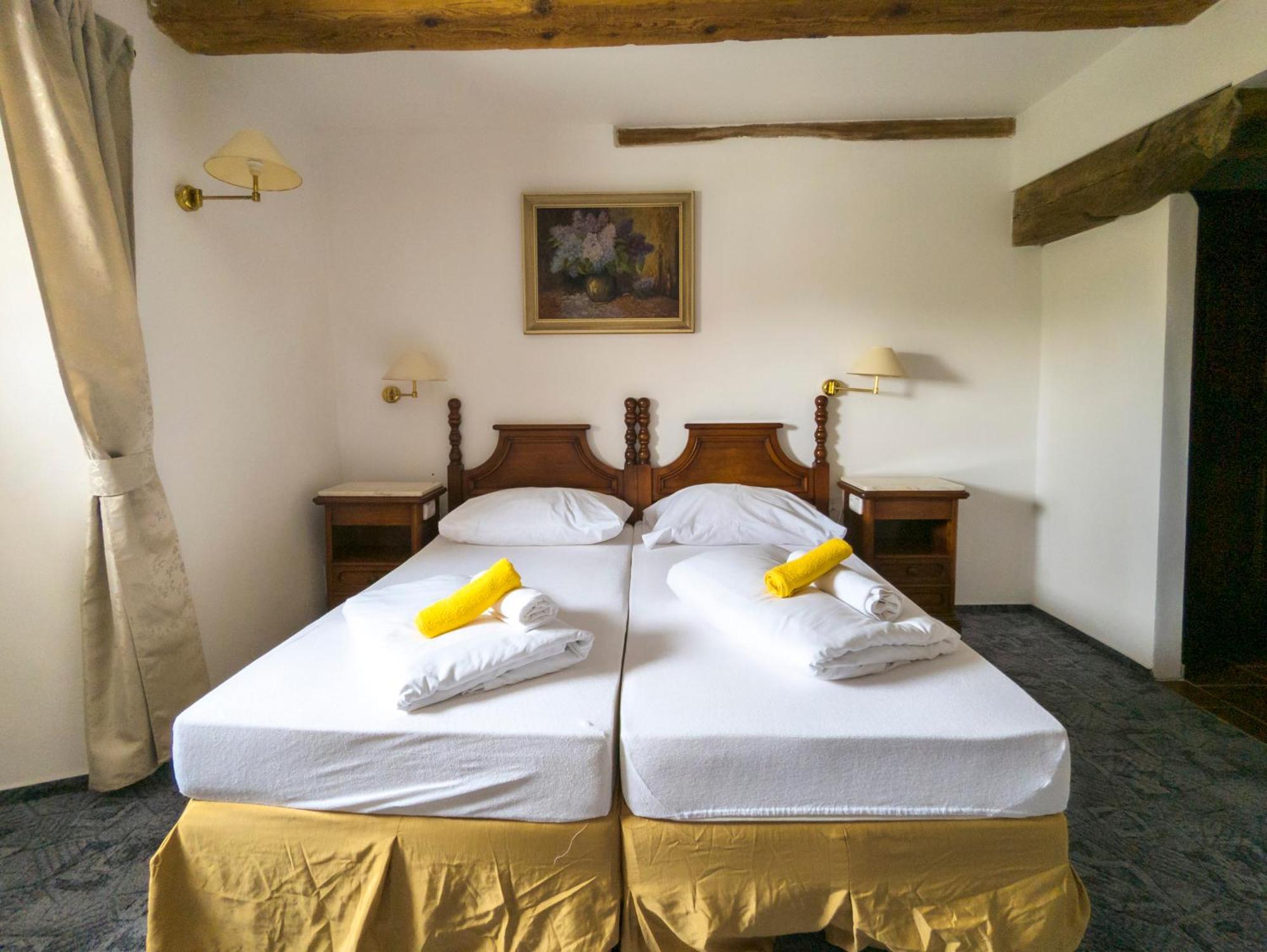 Hotel Panska Sypka à Sedlec  Extérieur photo